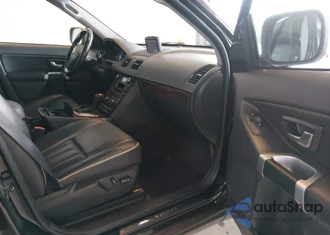 2013 Volvo Xc90 3.2 Platinum z USA, uszkodzony, nr VIN YV4952CZXD1651955